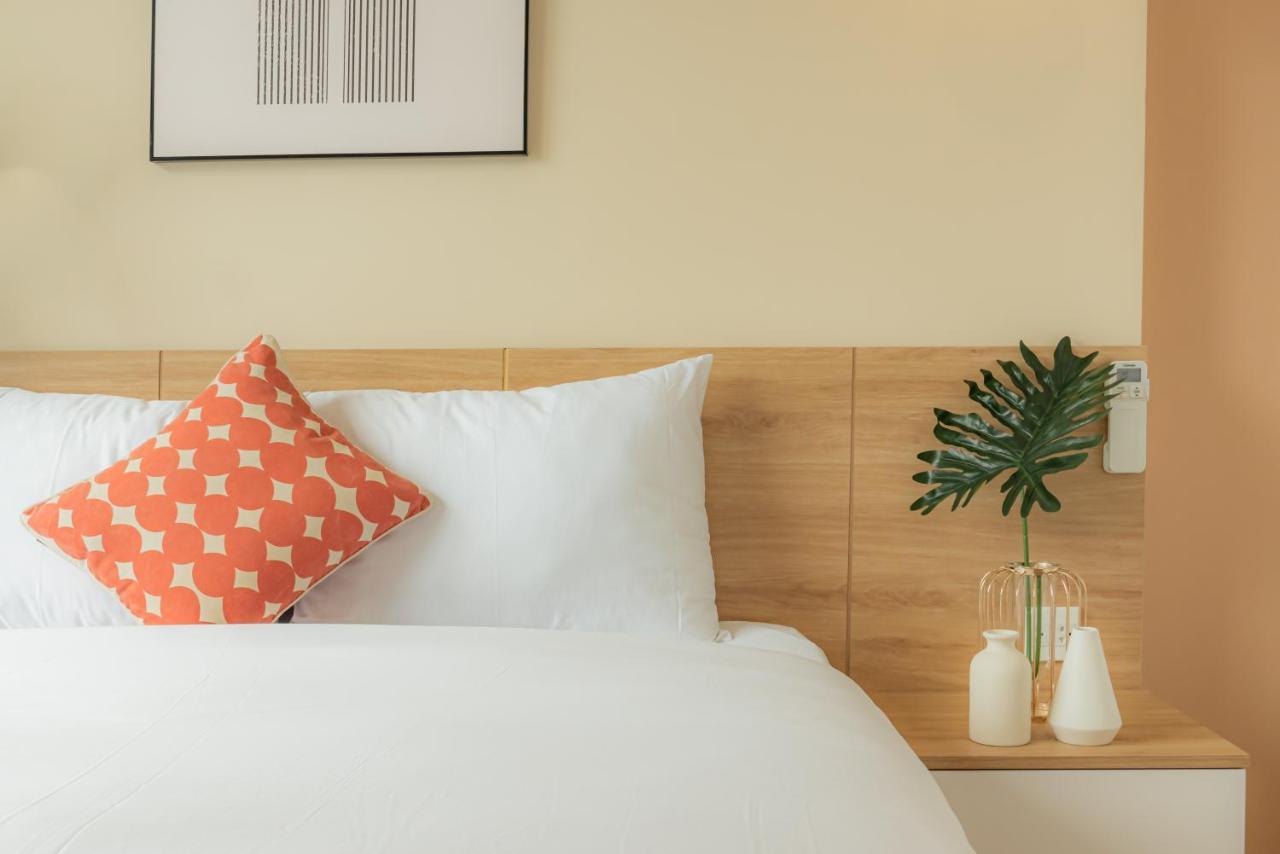 9Trip Stay In Soho Residence - 3 Bedrooms Apartment In District 1, Next To Bui Vien Walking Street - Free Saigon Nightlife Walking Tour Cidade de Ho Chi Minh Exterior foto